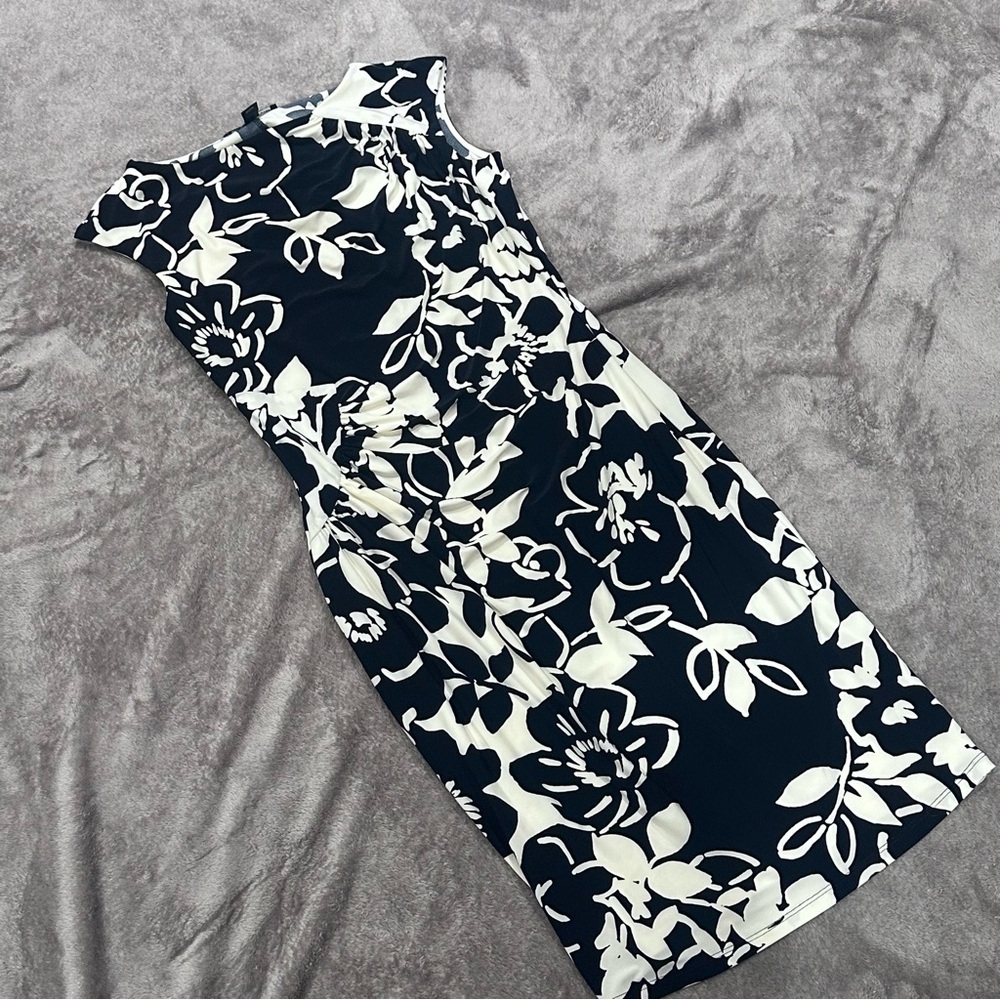 American Living Floral Navy and White Dress Fitted Midi Dress